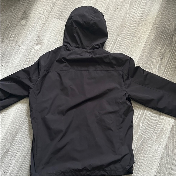 Calvin Klein Men’s Performance Jacket - Picture 9 of 9